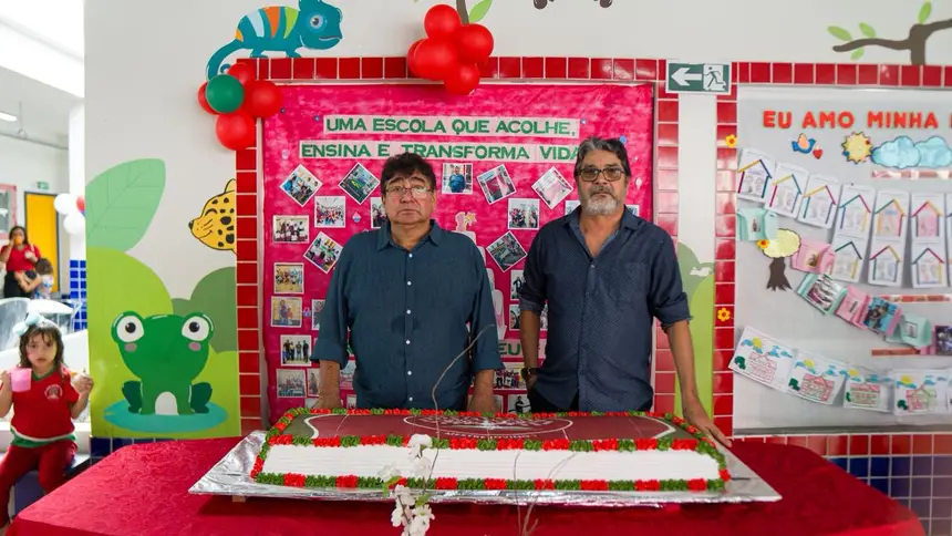 Diretor  da Escola Ray Maciel e Vice diretor, Elton Cunha