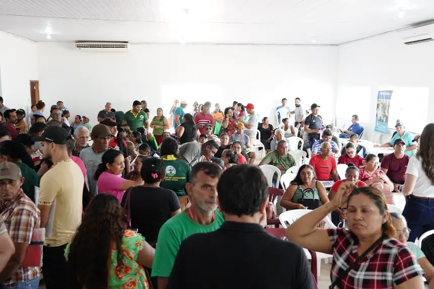 Grande procura de agricultores de Pedra Branca pelos atendimentos rurais