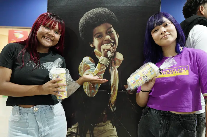 Emily Lohane e  Ana Beatriz, ambas de 14 anos e moradoras do  Miracema.