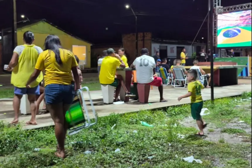 Os moradores do Residencial Mestre Oscar aproveitaram a iniciativa. 