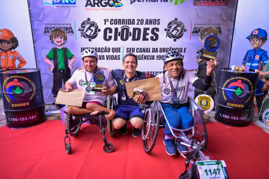 Premiação dos atletas da 1º Corrida do Ciodes