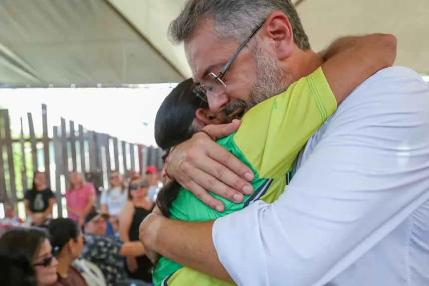  <div class='credito_fotos'>Foto: Ruan Alves / GEA &nbsp;&nbsp;|&nbsp;&nbsp; <a href='/midias/2026/originais/20260615094225-GF00017192-F00224209.webp' download><i class='fa-solid fa-download'></i> Download</a></div>
