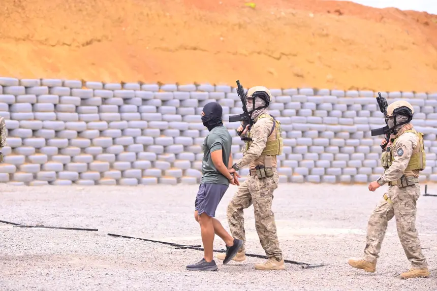 Novo estande de tiro contou com demostração de atividades da segurança pública