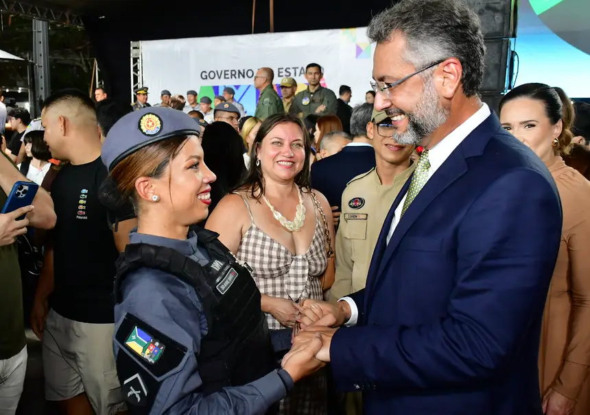  <div class='credito_fotos'>Foto: Max Renê/GEA &nbsp;&nbsp;|&nbsp;&nbsp; <a href='/midias/2026/originais/20260624112616-GF00017219-F00225121.webp' download><i class='fa-solid fa-download'></i> Download</a></div>