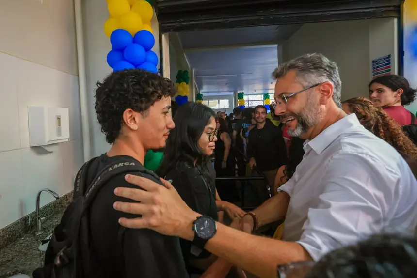 Acadêmicos destacam impacto do novo RU na permanência e rotina universitária