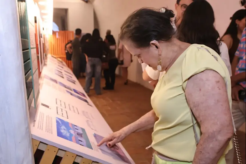 Público visita área interna da fortificação onde contém a memória cultural 