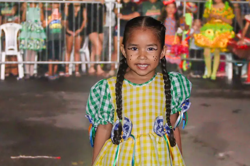 Izis Viana miss caipira mirim