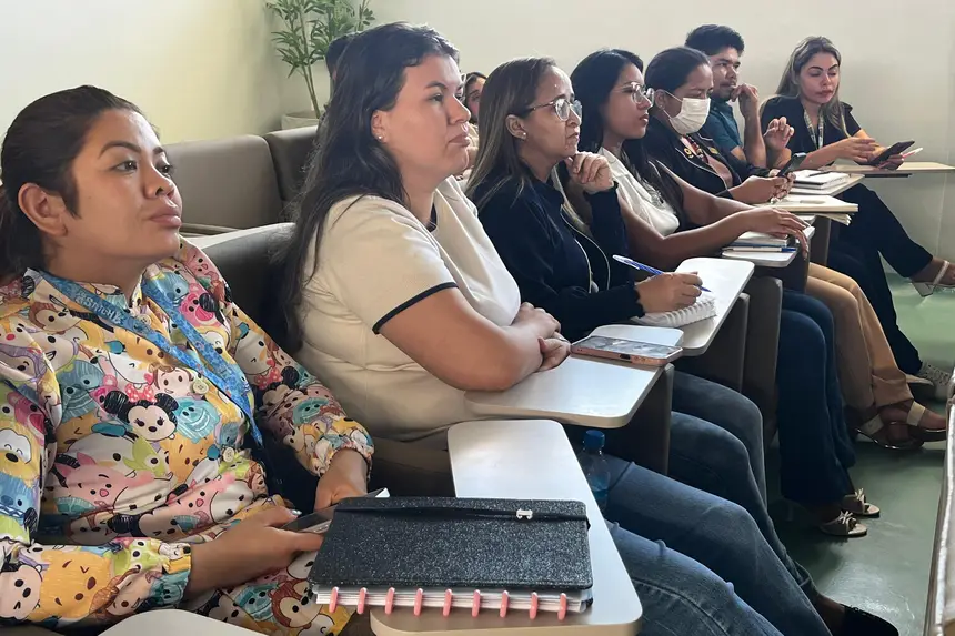 O encontro reuniu gestores, profissionais e equipe técnica