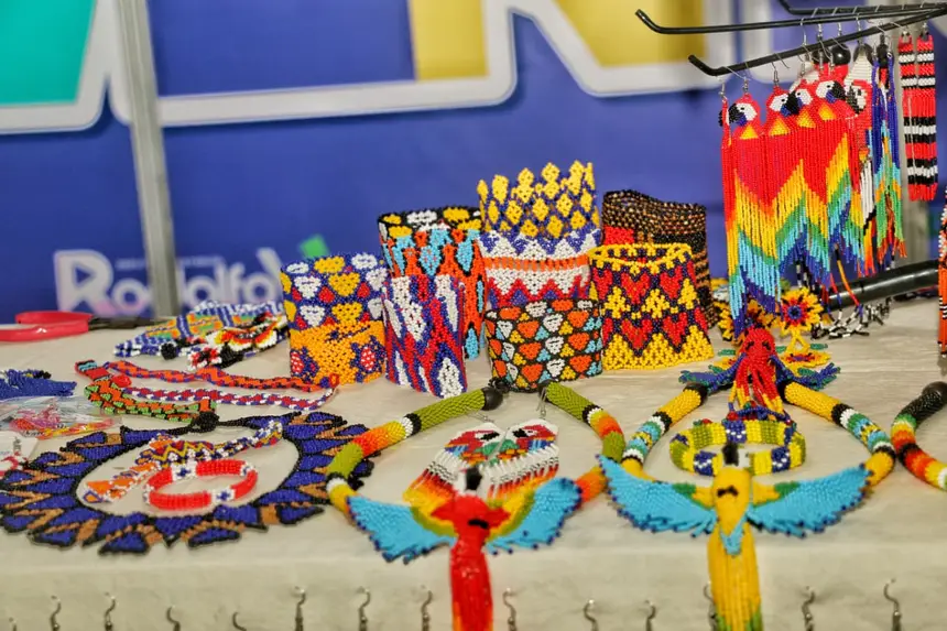 Produtos de fabricação artesanal feito por jovens empreedendores