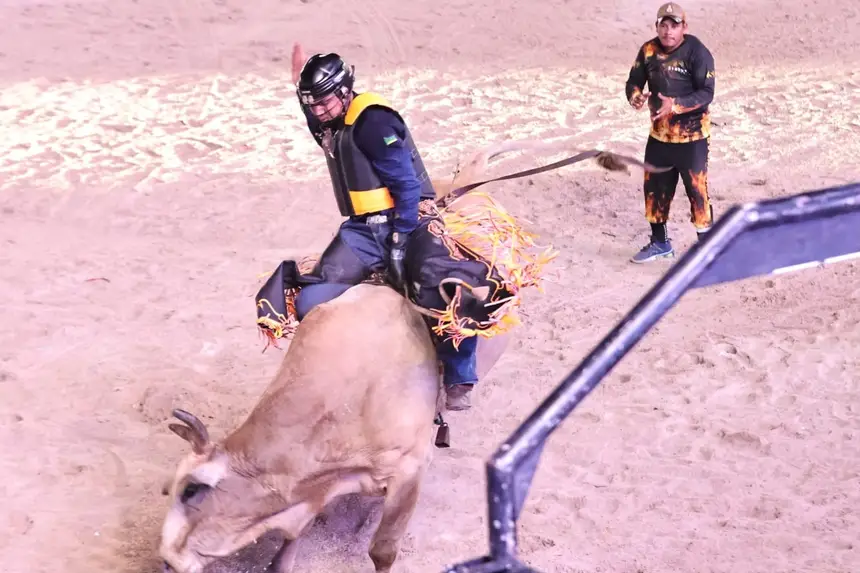 Primeira.noite de Rodeios na Arena Rio Amazonas
