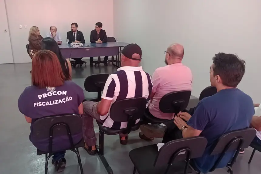 Servidores de setor de fiscalização do Procon  Participantes do curso 