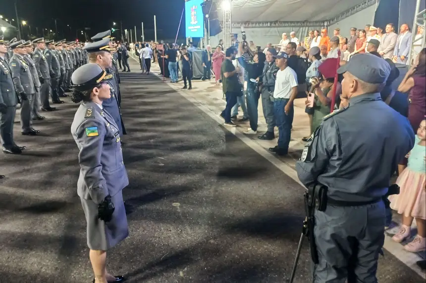 Militares promovidos celebram uma nova etapa na carreira e o reconhecimento pelos anos de dedicação à segurança pública do Amapá.