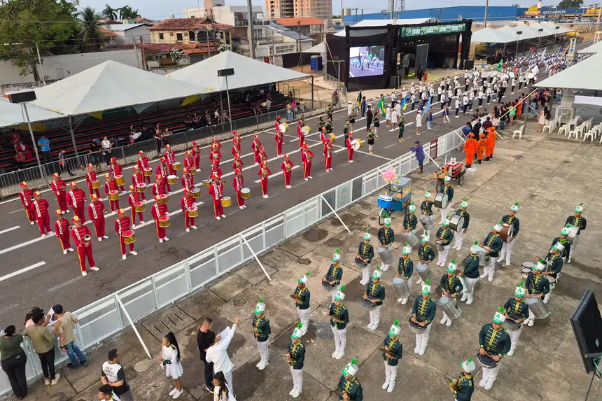 O evento acontece no Sambódromo de Macapá