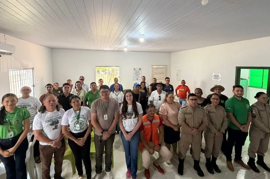 Ação de Educação ambiental da Sema conta com apoio do Rurap e do Corpo de Bombeiros