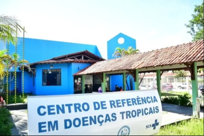 Na rede estadual, o atendimento especializado em dermatologia pelo SUS é realizado no CRDT