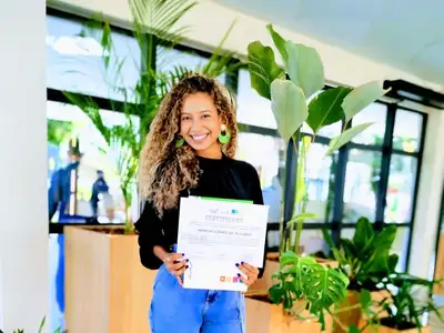 notícia: Professora beneficiada por auxílio de pesquisa do Governo do Amapá é aprovada em doutorado na UFJF