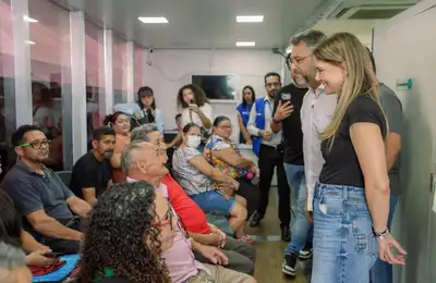 notícia: Governador Clécio acompanha atendimentos gratuitos da Carreta Delas na Zona Sul de Macapá: 'É um grande sucesso'
