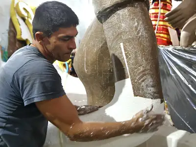 notícia: Agremiações do Carnaval 2026 do Governo do Estado intensificam preparações para mostrar grandiosidade da festa amapaense