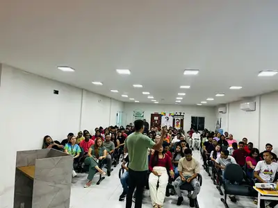 notícia: Com o apoio do Governo do Estado, oficina de qualificação capacita jovens em Mazagão