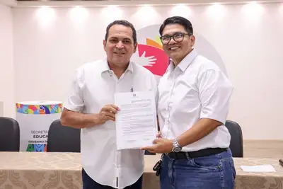 notícia: Governo do Amapá empossa 98 novos professores para atuação no ensino modular