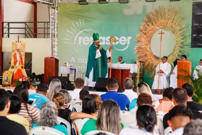 notícia: Com apoio do Governo do Amapá, Comunidade Católica Shalom reúne milhares de fiéis em retiro, no município de Santana