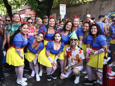 notícia: 'Uma Banda da alegria e da paz', celebra governador Clécio nos 61 anos do maior bloco de rua do Norte do Brasil