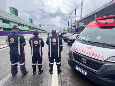 notícia: Samu registra apenas uma ocorrência clínica durante apuração do Carnaval 2026 no Sambódromo
