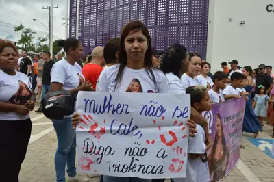 notícia: 'Hoje nós somos a voz da Paula; que nenhuma outra mulher seja silenciada', desabafa irmã de vítima de feminicídio na inauguração da CMB em Macapá