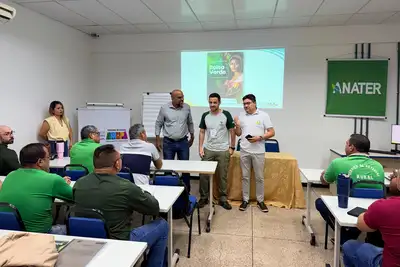 notícia: Governo do Amapá realiza formação instrumental para execução do Programa Bolsa Verde em Macapá