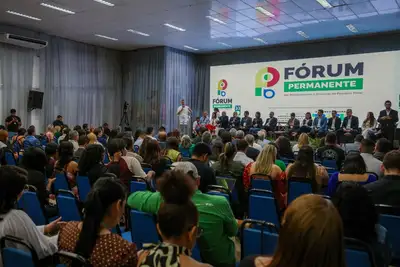 notícia: ‘O Amapá vive um momento muito importante para o empreendedorismo’, destaca governador Clécio no Fórum Nacional das Microempresas, em Macapá
