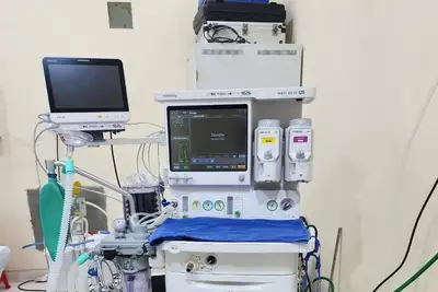 notícia: Governo do Amapá reforça centro cirúrgico do Hospital de Emergência de Macapá com novos equipamentos de alta tecnologia