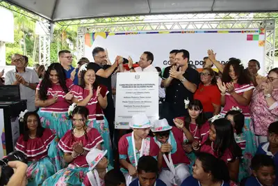 notícia: 'Educação do Amapá no caminho certo’, evidencia Clécio na entrega de escola totalmente reconstruída no Anauerapucu, a 38ª da gestão