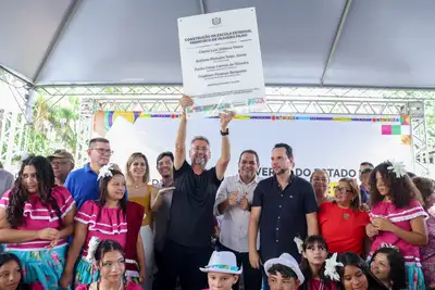 notícia: Governo do Amapá entrega Escola Francisco de Oliveira Filho reconstruída e amplia acesso à educação no distrito de Anauerapucu, em Santana
