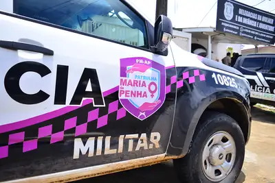 galeria:  Entrega de Uma Viatura para a Delegacia das Mulheres. - Patrulha Maria da Penha