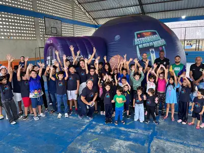 notícia: Planetário Móvel leva ciência e entretenimento para crianças de Porto Grande