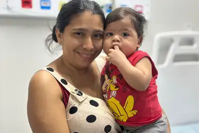 notícia: ‘Aqui não cuidam só dele, cuidam da gente também’, diz mãe que acompanha tratamento do filho no Hospital da Criança e do Adolescente 