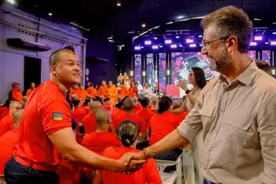 notícia: Governador Clécio Luís convoca 300 candidatos do cadastro reserva para reforçar última turma do Corpo de Bombeiros do Amapá