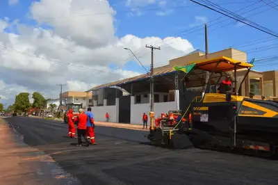 notícia: Avanço na infraestrutura: Governo do Amapá amplia pavimentação em bairros de Macapá