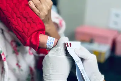 notícia: Hospital da Mulher Mãe Luzia realiza mais de 8,8 mil testes neonatais em três meses e reforça diagnóstico precoce