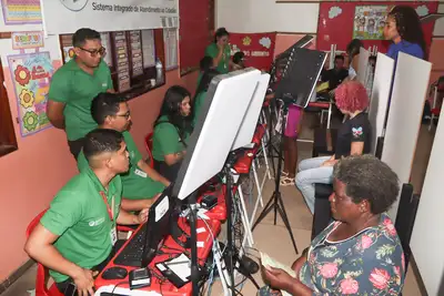 notícia: Governo do Amapá descentraliza serviços e garante cidadania em mutirões por toda Macapá