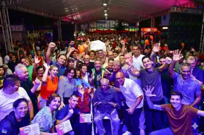 notícia: 'Entregamos um palco do esporte amapaense preservando sua história e memória', diz o governador Clécio na entrega do novo Ginásio Paulo Conrado