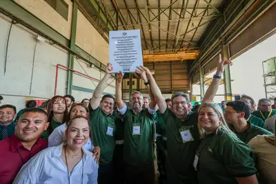 notícia: 'São famílias que voltam a ter dignidade com a geração de mil empregos', afirma Clécio ao entregar licença que autoriza retomada da mineração no Amapá