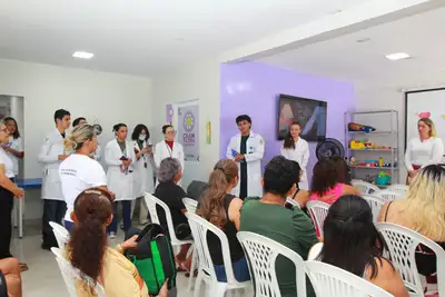 notícia: Governo do Amapá promove dia de acolhimento, cidadania e empreendedorismo para mães assistidas pelo Cram Tia Zefa