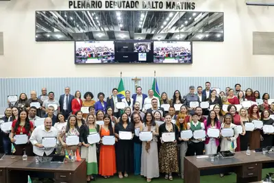notícia: Trabalho do Governo do Amapá pelo fortalecimento da educação é reconhecido em Sessão Solene na Alap