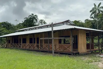 notícia: Governo do Amapá avança na conclusão de escola indígena na aldeia Yvyraretá e atende demanda de mais de 20 anos