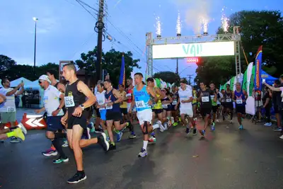 notícia: Mais de 2 mil participantes lotam o percurso da Orla de Macapá na 1ª Corrida do Meio Ambiente, às margens do majestoso Rio Amazonas