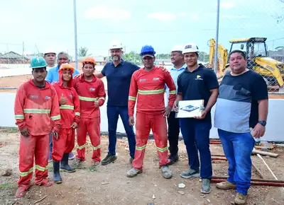 notícia: Governador Clécio acompanha de perto obra estratégica de esporte e lazer na Zona Oeste de Macapá