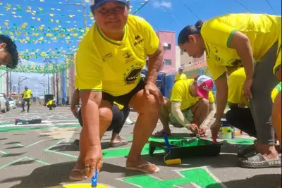 notícia: Governo do Amapá garante telões nos 8 conjuntos habitacionais de Macapá para transmitir a Copa do Mundo