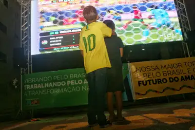 galeria: Governo do Amapá Garante Telões nos 8 conjuntos Habitacionais de Macapá para Transmitir a Copa do Mundo