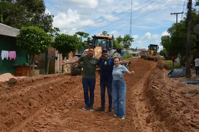 notícia: Governador Clécio amplia investimentos no Vale do Jari e anuncia mais 16 km de asfalto e novas Pontes Firmes em Laranjal